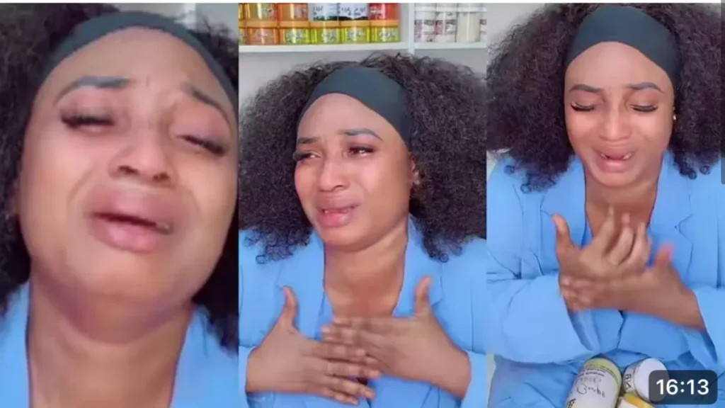 Détresse de Ndeya Beauté