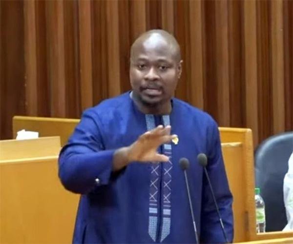 Ponction des salaires des enseignants : Guy Marius Sagna accuse l’État de dérives administratives