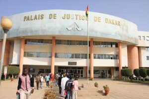 Dakar : la gérante de «Aicha Plus» arrêtée pour falsification de signatures d'officiers de l'armée