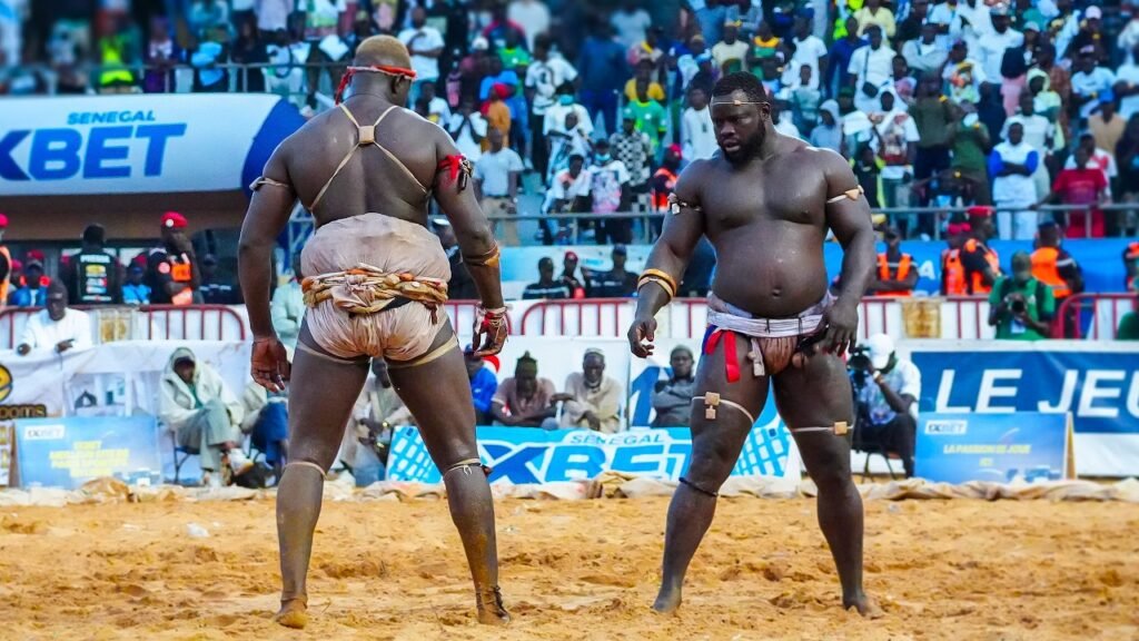Lutte : Ada Fass renverse Eumeu Sène et s’ouvre les portes du cercle des VIP