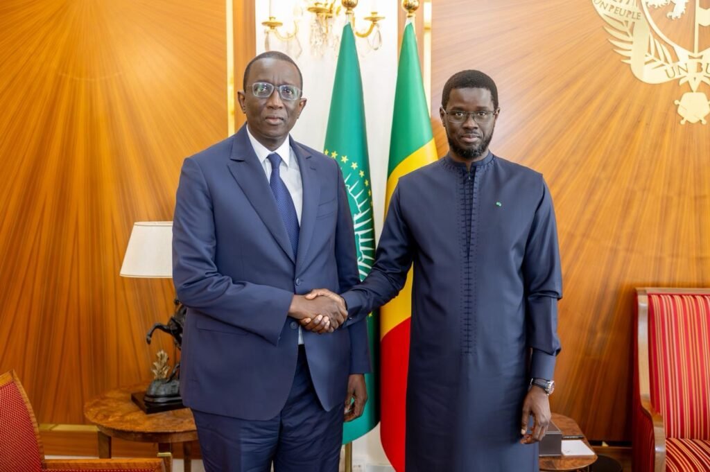 Palais de la République : ce qui s’est dit entre Diomaye Faye et quatre ex-Premiers ministres Palais de la République : ce qui s'est dit entre Diomaye Faye et quatre ex-Premiers ministres