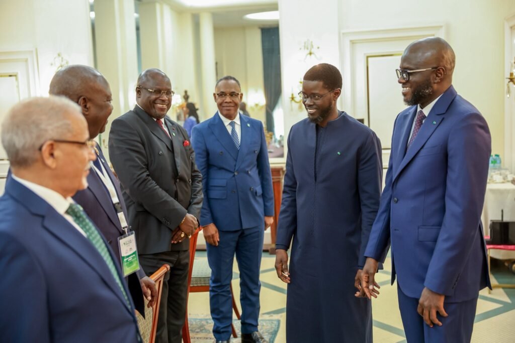 Palais : Bassirou Diomaye Faye a reçu une délégation de la 32e Assemblée régionale Afrique de l’APF Palais : Bassirou Diomaye Faye a reçu une délégation de la 32e Assemblée régionale Afrique de l'APF