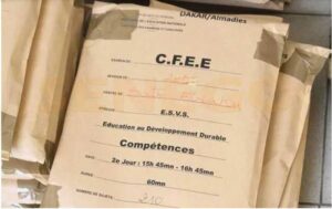 Bassirou Diomaye Faye signe le décret créant un CFEE unique et supprimant l’entrée en Sixième