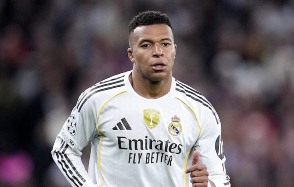 Real Madrid : L’entourage de Kylian Mbappé répond à la pétition des supporters