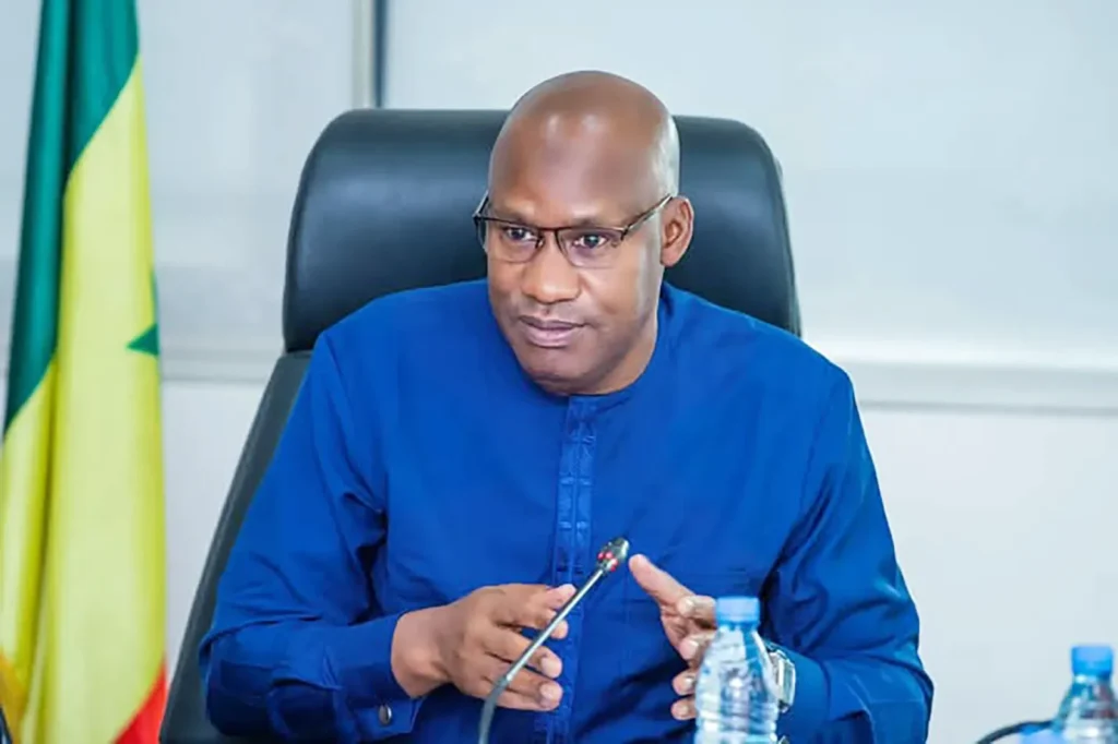 Sénégal: accusé de trahison par Pastef, le ministre Ibrahima Sy donne les raisons de son maintien au gouvernement Sénégal: accusé de trahison par Pastef, le ministre Ibrahima Sy donne les raisons de son maintien au gouvernement