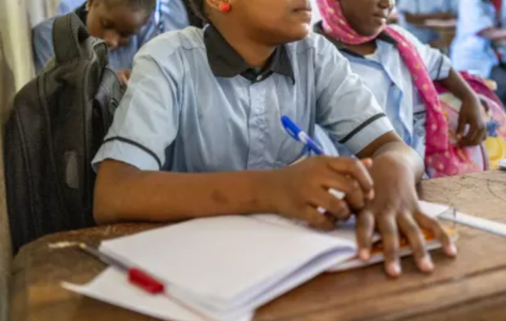 Liberté 4 : l’ingénieur informaticien enlève sa fille et la change d’école, son ex-épouse déjoue ses plans